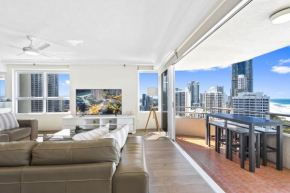 3 Bedroom OCEAN VIEW Unit at Zenith in Surfers Paradise - Q Stay